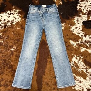 Crisscross Light Blue Ankle Cropped Jeans